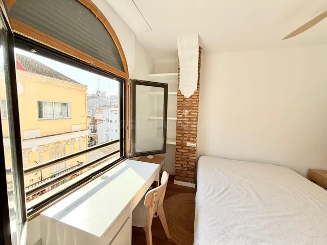 ALQUILER DE ÁTICO CON TERRAZA EN CALLE PINTOR VILA PRADES - foto 5