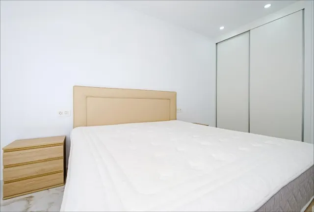Apartamento 4 habitaciones 153m² en venta - Estacion de autobuses — 27