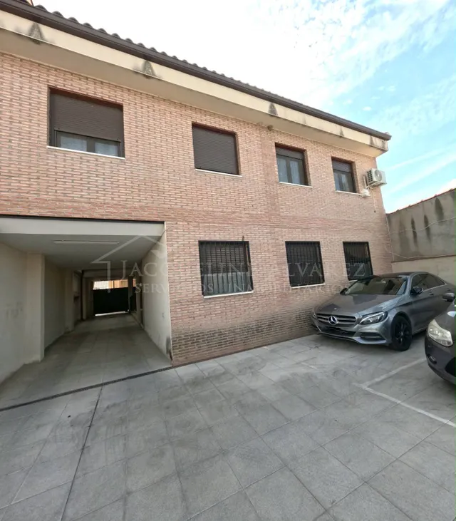 ATICO DE DOS habitación Y UN BAÑO EN LA estación - YELES — 14