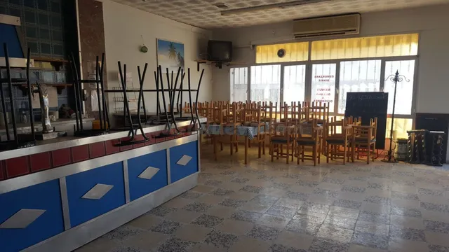 LOCAL COMERCIAL CON POTENCIAL - foto 3