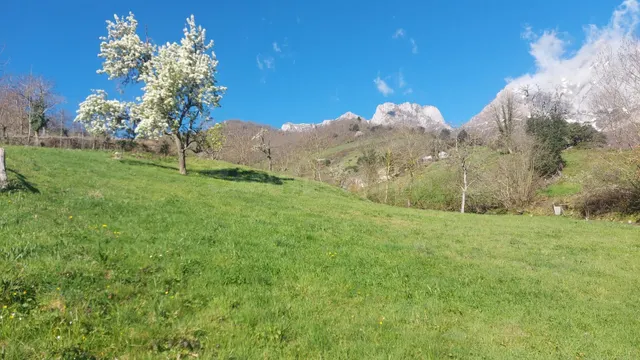 Venta de terreno rústico urbanizable en Liébana