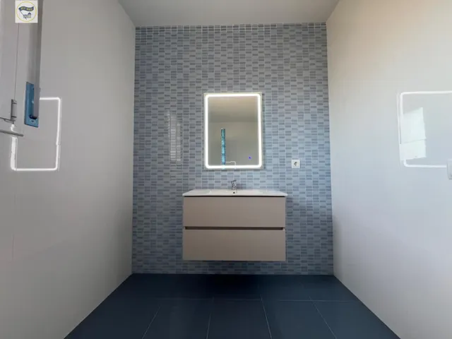 ESPECTACULAR CASA CON PISCINA — 13