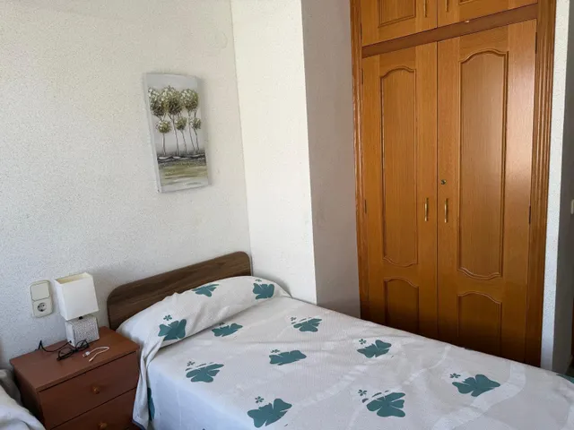Apartamento en primera línea de playa en gandía con vistas al mar — 15