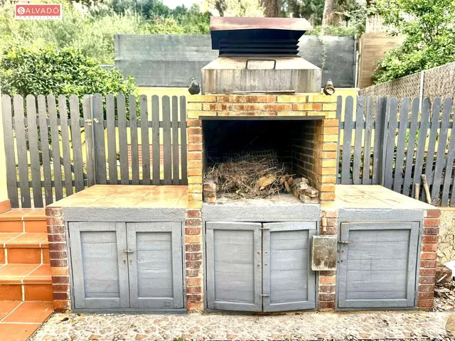 Casa con gran jardín, pérgola y barbacoa en Segur de Calafell !! — 7