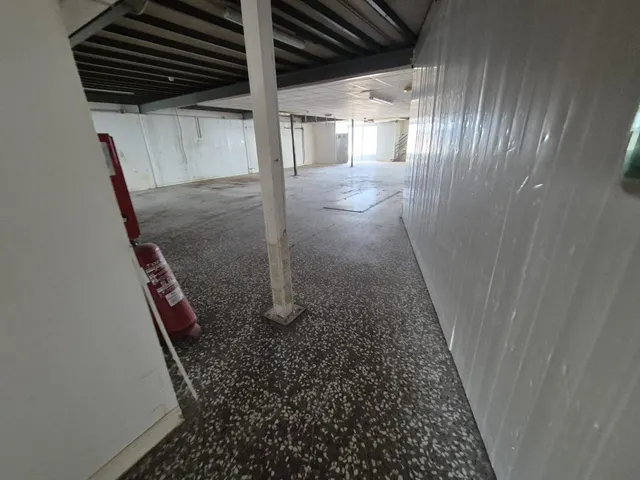 Se alquila nave en Elda — 6