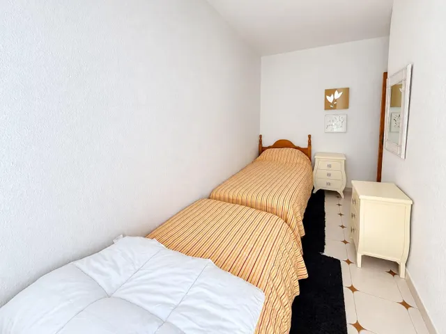 Dúplex / vivienda amplia con piscina y dos terrazas — 14