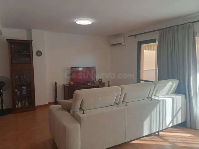 Acogedora adosada de 4 dormitorios en alquiler de larga temp - foto 4