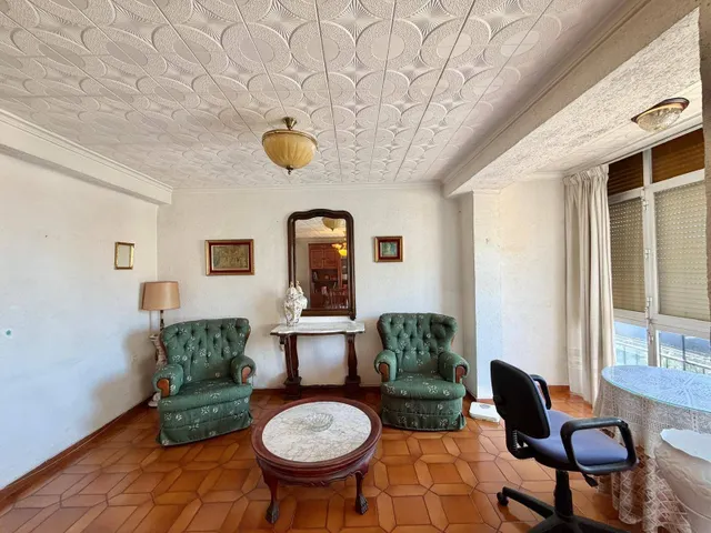 PISO DE 2 DORMITORIOS JUNTO A PLAZA DE TOROS — 7