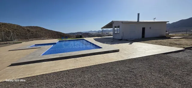 Encantadora Casa de Campo en Águilas - Ideal para Disfrutar 