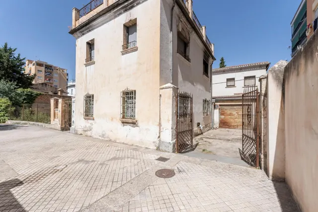 !!ESPECTACULAR PARCELA 612m CON VIVIENDA JUNTO LA HÍPICA!! - foto 4