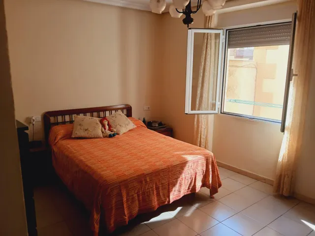 Ático reformado 5 dormitorios en Cáceres centro — 37