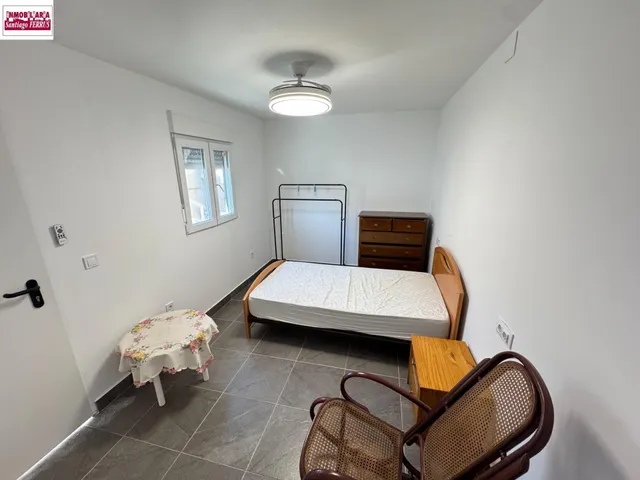VENTA DE CASA EN BENIFAIO (VALENCIA)   CENTRICA — 40