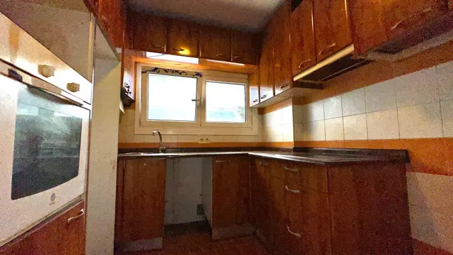 Excelente oportunidad para adquirir una vivienda con gran potencial en Donostia-San Sebastián. — 13