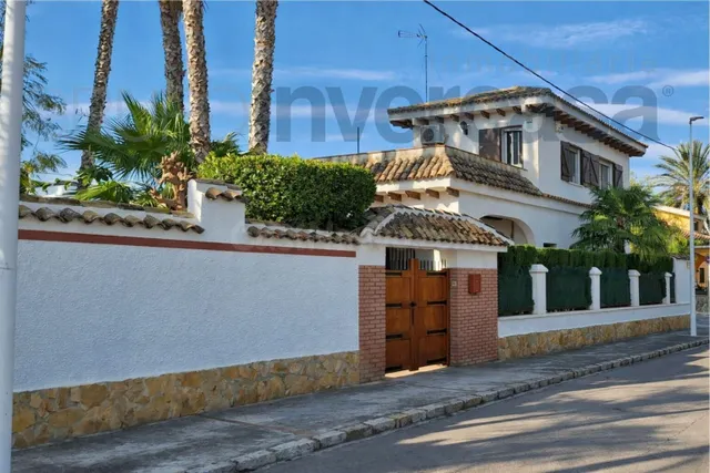 VILLA EN VENTA URB.MALDONADO - RIBA ROJA DE TURIA (VALENCIA)