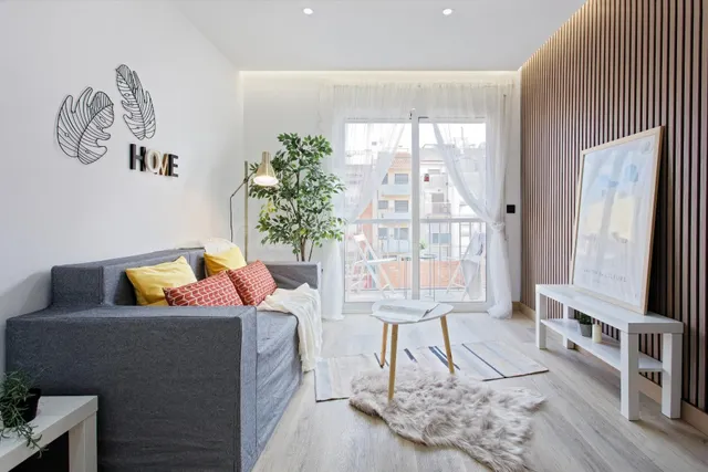 Espectacular piso reformado con terraza y orientación sur en