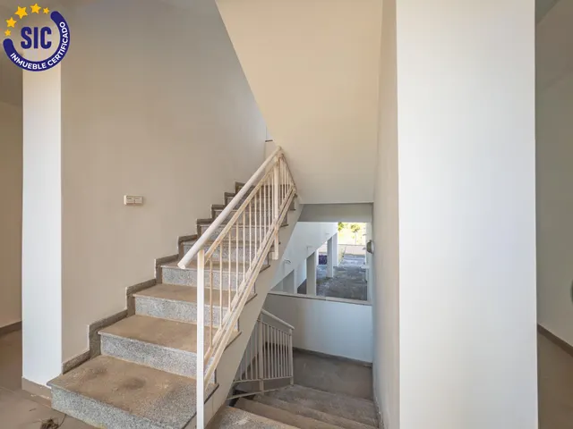 Apartamento de dos dormitorios con vistas al mar — 17