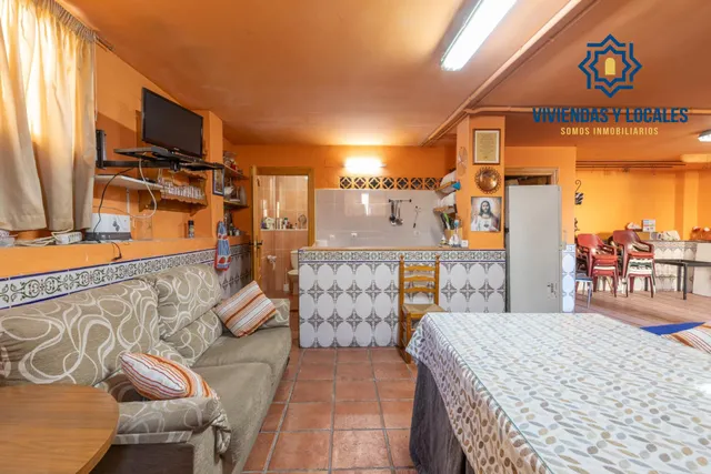 Casa independiente a 5 minutos de Granada en buen estado para entrar a vivir — 10