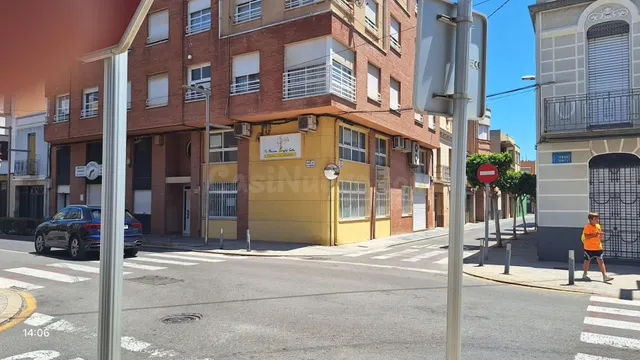 VENTA LOCAL COMERCIAL OKUPADO EN ALMAZORA (CASTELLON) - foto 3