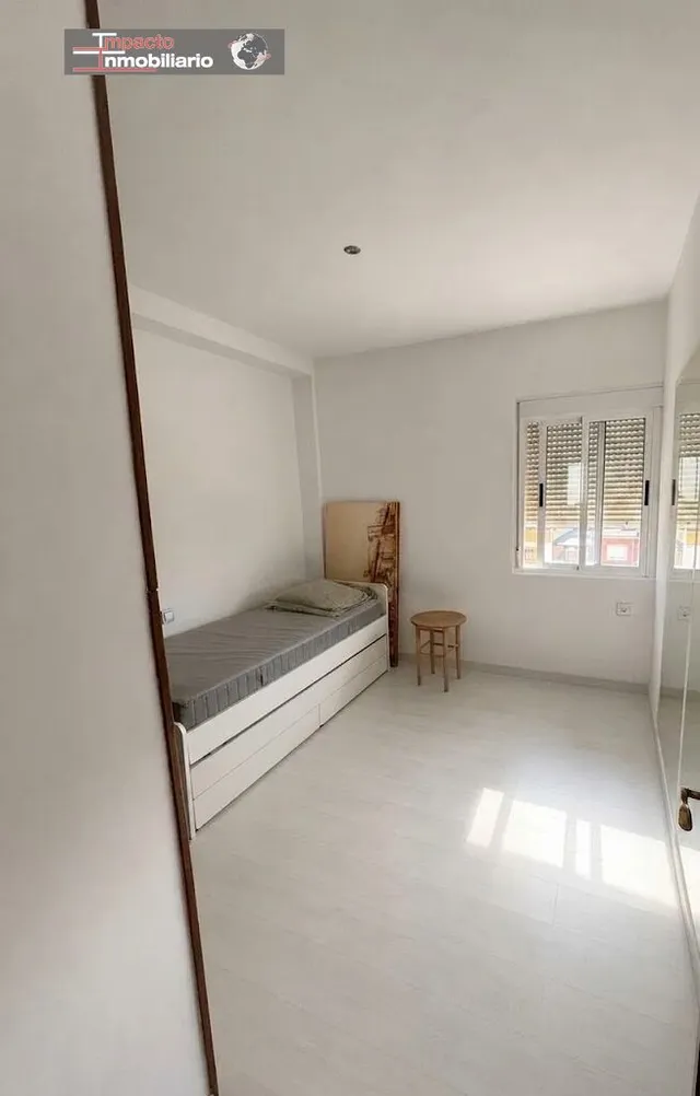 Piso en venta en el Puerto de ROQUETAS DE MAR — 10