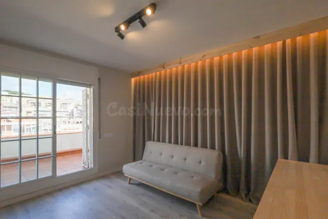 Inmobiliaria en Barcelona Guinardo. Venta de atico loft refo - foto 2