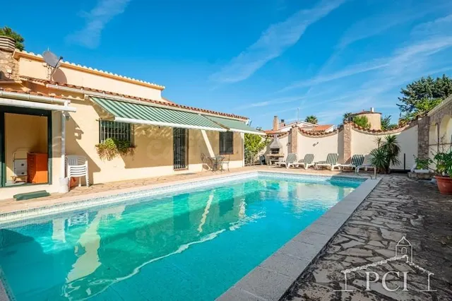 ALQUILER TURÍSTICO - Casa con piscina privada en Pals - foto 2