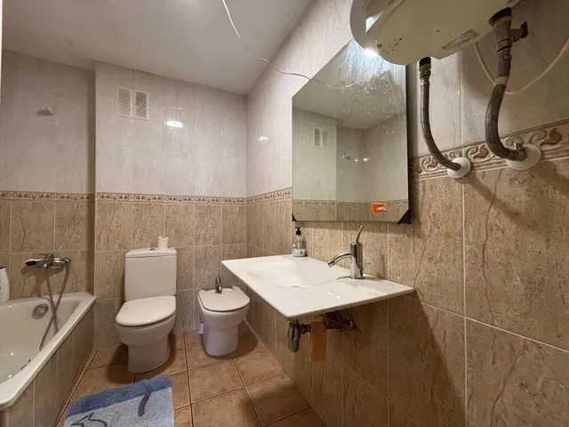 Piso 3 habitaciones 111m² en venta - Paseo Jaime I — 15