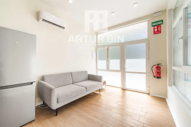 Local comercial 80m² en alquiler - Campanar