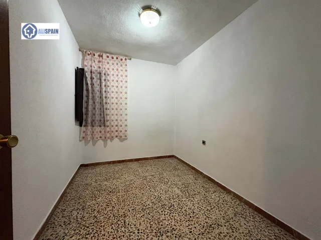 PISO LUMINOSO LA FLORIDA ALICANTE — 14