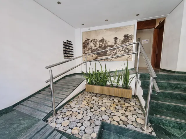 Magnífico piso para despacho profesional