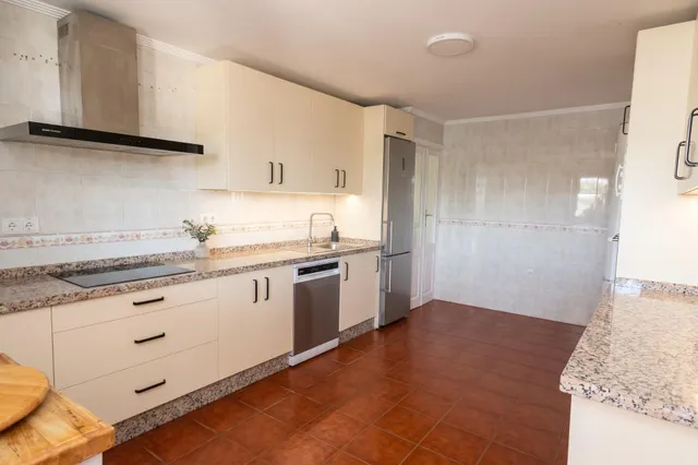 Excepcional Finca Rústica Recién Reformada con Piscina y 5.200 m2 de Parcela en El Pintado, Gibraleón — 32