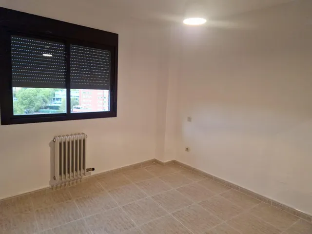 AOC VENDE EXPECTACULAR PISO DE 3 habitaciones, GARAJE Y PISCINA, EN UNA ZONA PRIVILEGIADA DE MÓSTOLES — 27