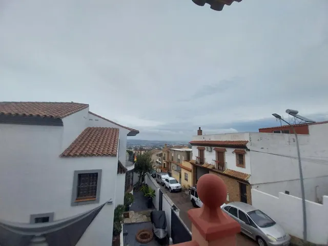 Se vende chalet en una sola planta cuatro habitaciones en Algeciras — 46