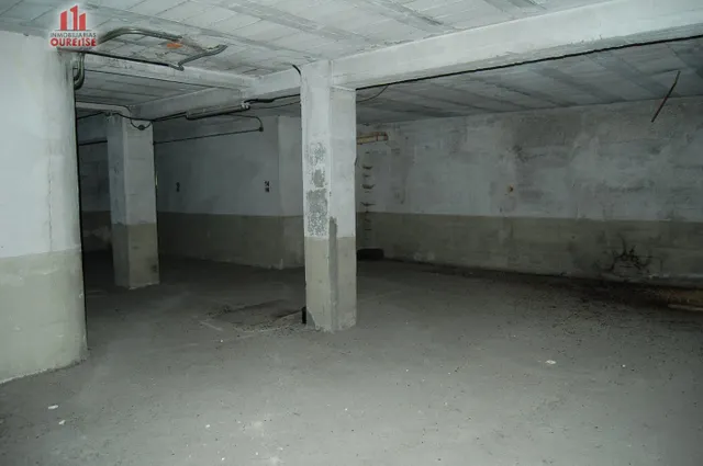 LOCAL COMERCIAL CON GARAJES EN LA ZONA DEL COUTO — 11
