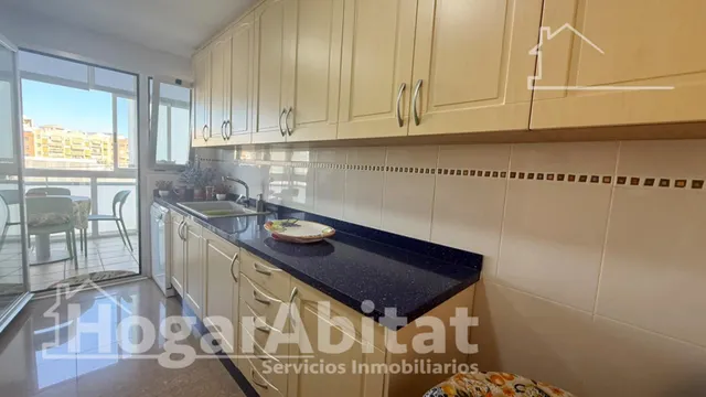 SEMINUEVO CON GARAJE, TRASTERO Y DOS TERRAZAS — 14