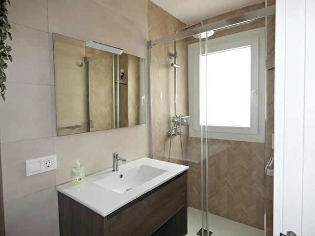 Exclusiva vivienda a tan solo 50 metros del mar — 12