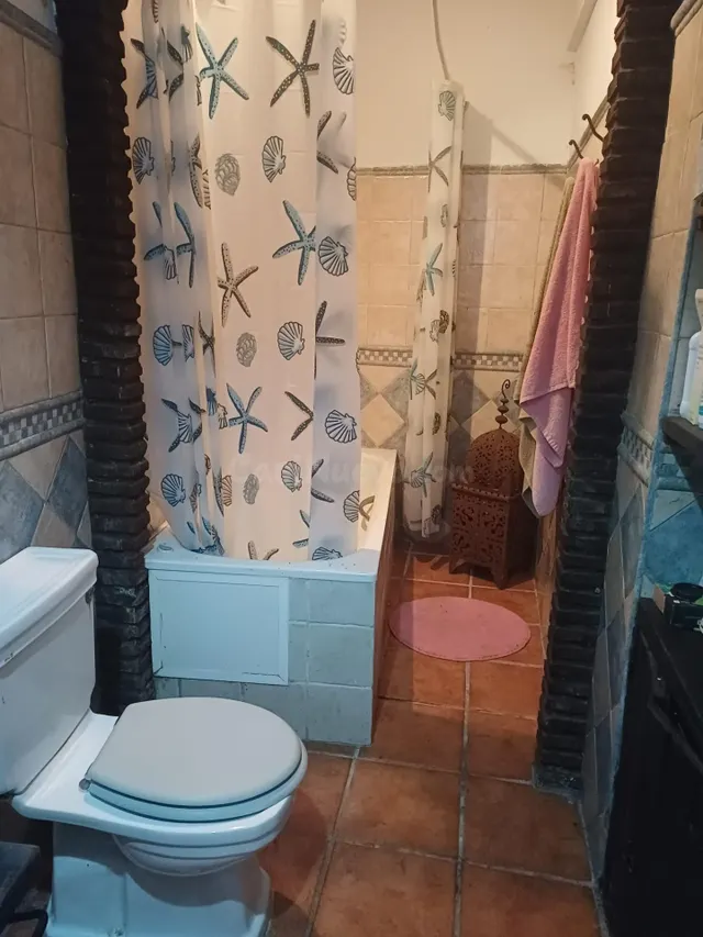 Acogedor Chalet en Algeciras con Piscina y Amplio Jardín — 9