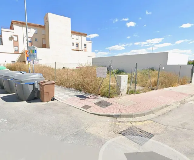 Construye la vivienda de tus sueños en la mejor zona de Atarfe! — 2