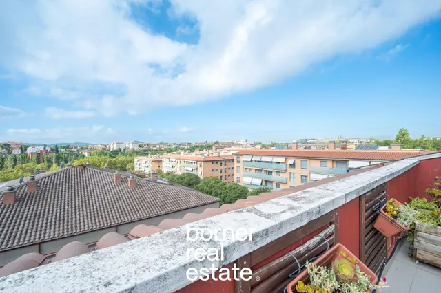 Ático dúplex con gran terraza, piscina y parking en Coll Favà. — 35