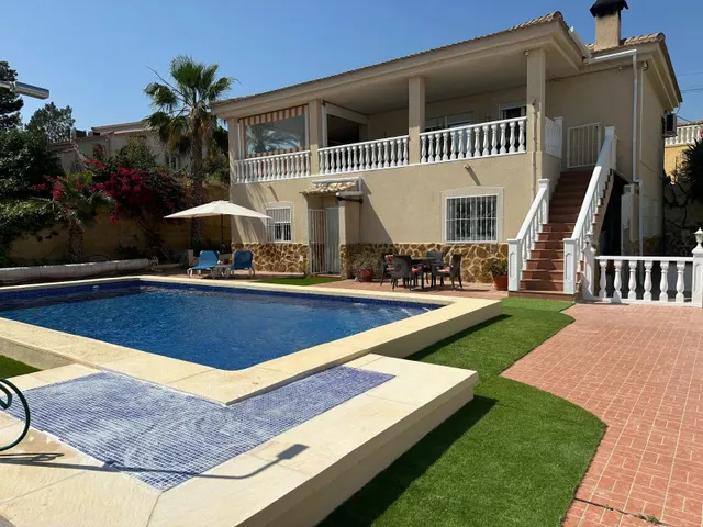 Villa 3 habitaciones 271m² en venta - Comunidad valenciana