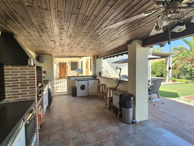 Chalet 2 habitaciones 195m² en venta - South of spain — 46