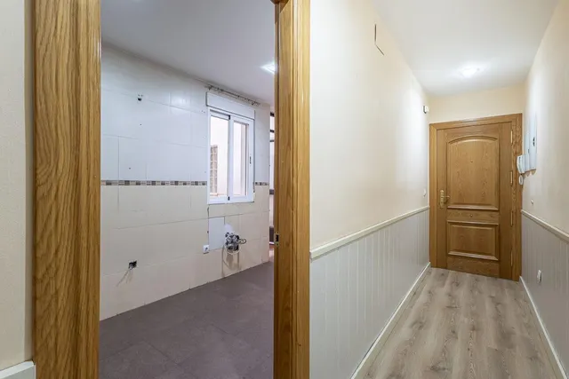 Piso con garaje, trastero y excelente ubicación en Huétor Vega — 16