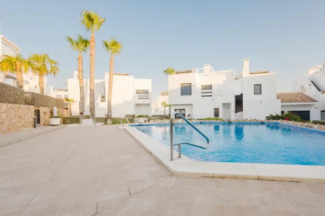 Apaeramento de 2 dormitorios 1 baño en Orihuela costa ¡Tu Pe - foto 2