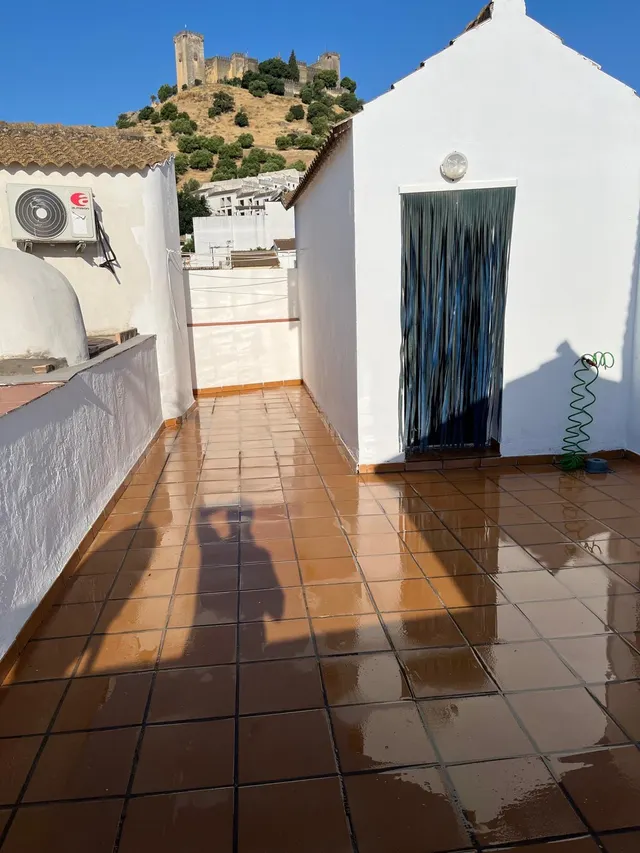 Adosado con vistas al Castillo y piscina comunitaria — 34