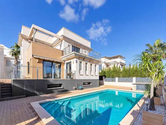 Villa 5 habitaciones 296m² en venta - La Zenia - foto 2