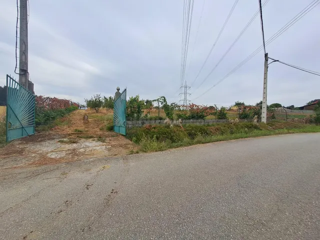 Se vende en Barcena del Bierzo Finca más Nave - foto 5