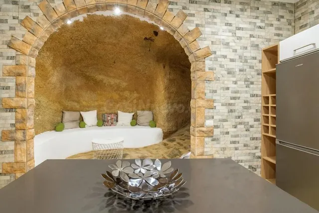 ¡Oportunidad única de inversión! Conjunto de 5 cuevas en ven - foto 5