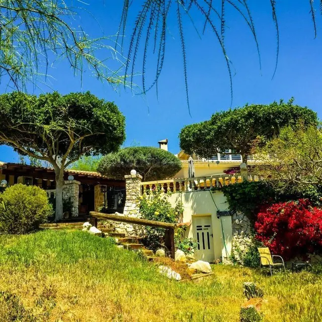 Lujosa casa familiar con hermosas vistas y privacidad — 14