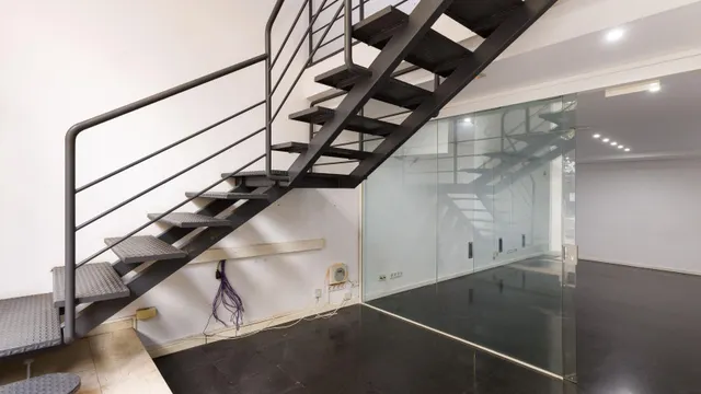 Local comercial 74m² en alquiler - Eixample — 9