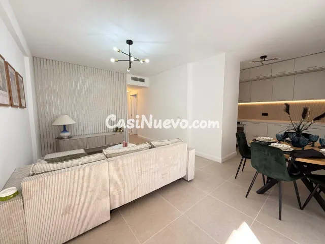 Amplio apartamento de 3 dormitorios cerca de la playa | La Z - foto 5
