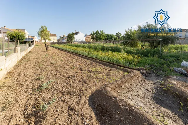TERRENO URBANO 1060m EN LA ZUBIA — 16